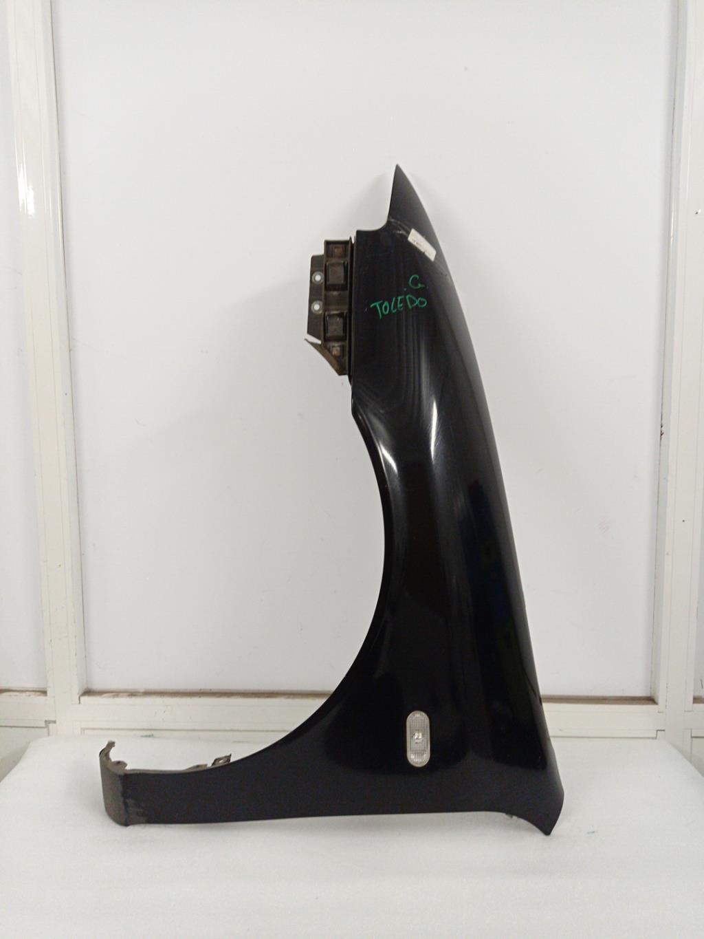 Parafango anteriore sinistro SEAT TOLEDO 2 Diésel - 1