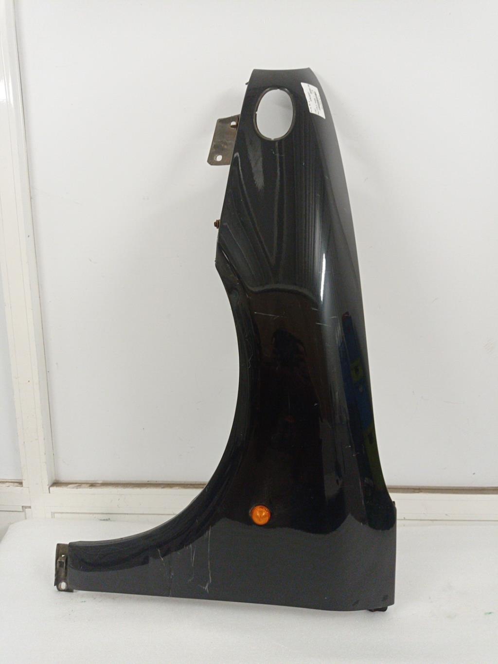Parafango anteriore sinistro FIAT MULTIPLA PHASE 1 Diésel - 1