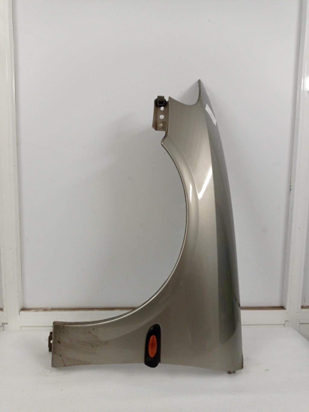 Parafango anteriore sinistro OPEL VECTRA B PHASE 2 Diésel - 1