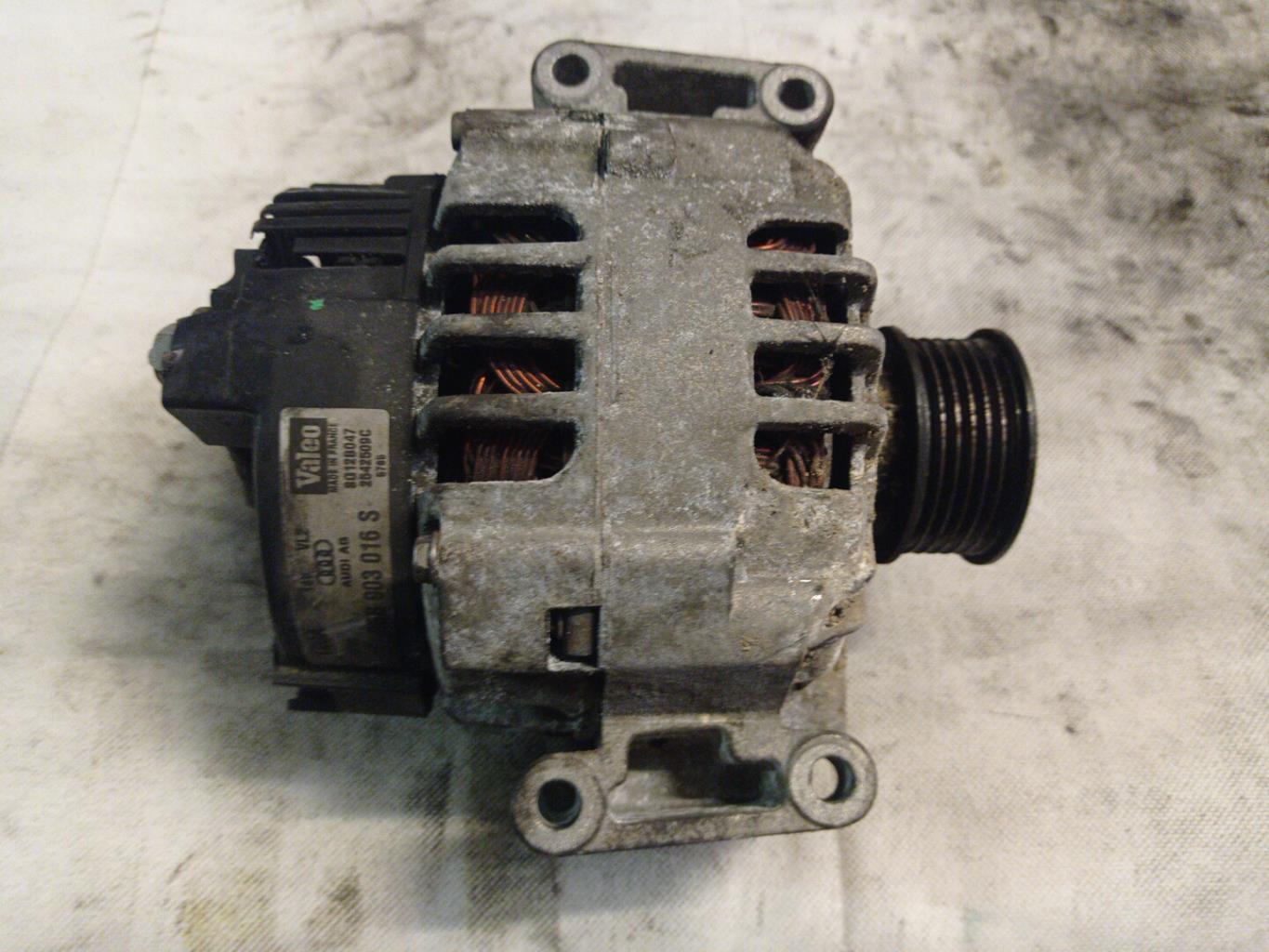 Alternateur AUDI A4 2 PHASE 1 Essence - 1