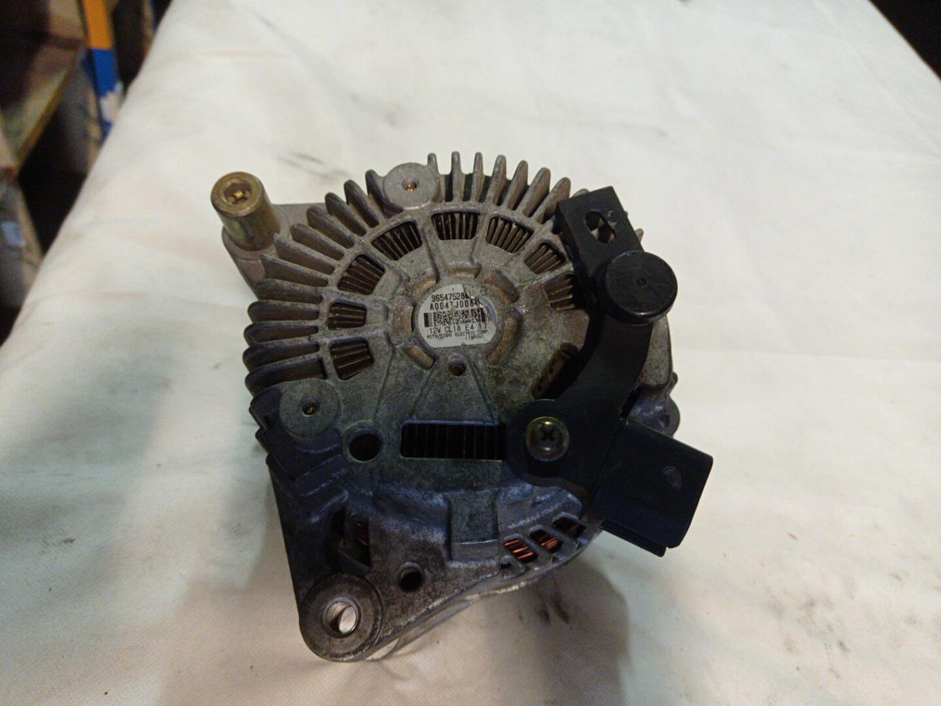 Alternatore PEUGEOT 407 PHASE 1 BREAK Diésel - 1