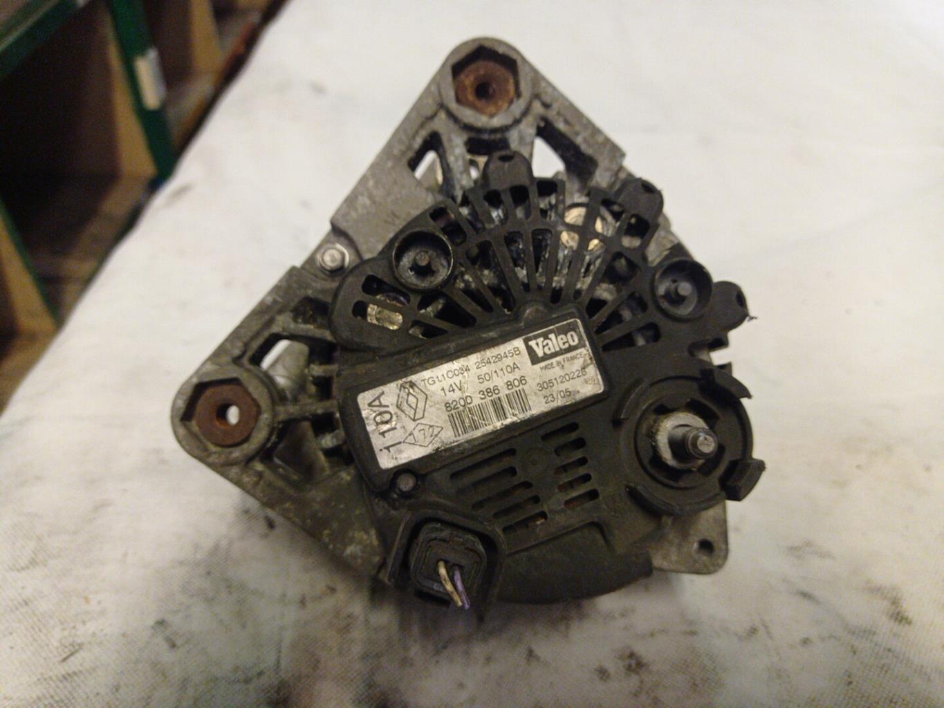Alternatore RENAULT MEGANE 2 PHASE 1 BREAK Diésel - 1