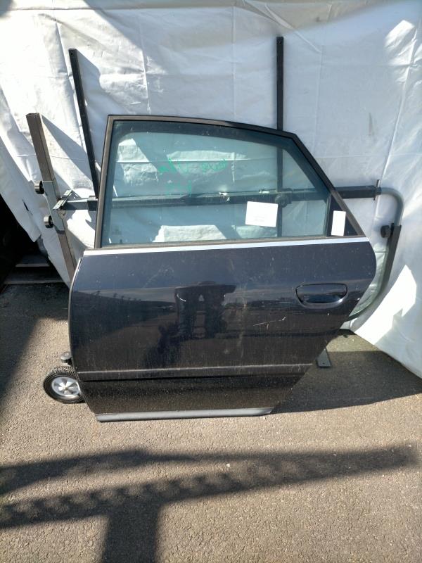 Puerta trasera izquierda AUDI A6 2 PHASE 1 Diésel - 1