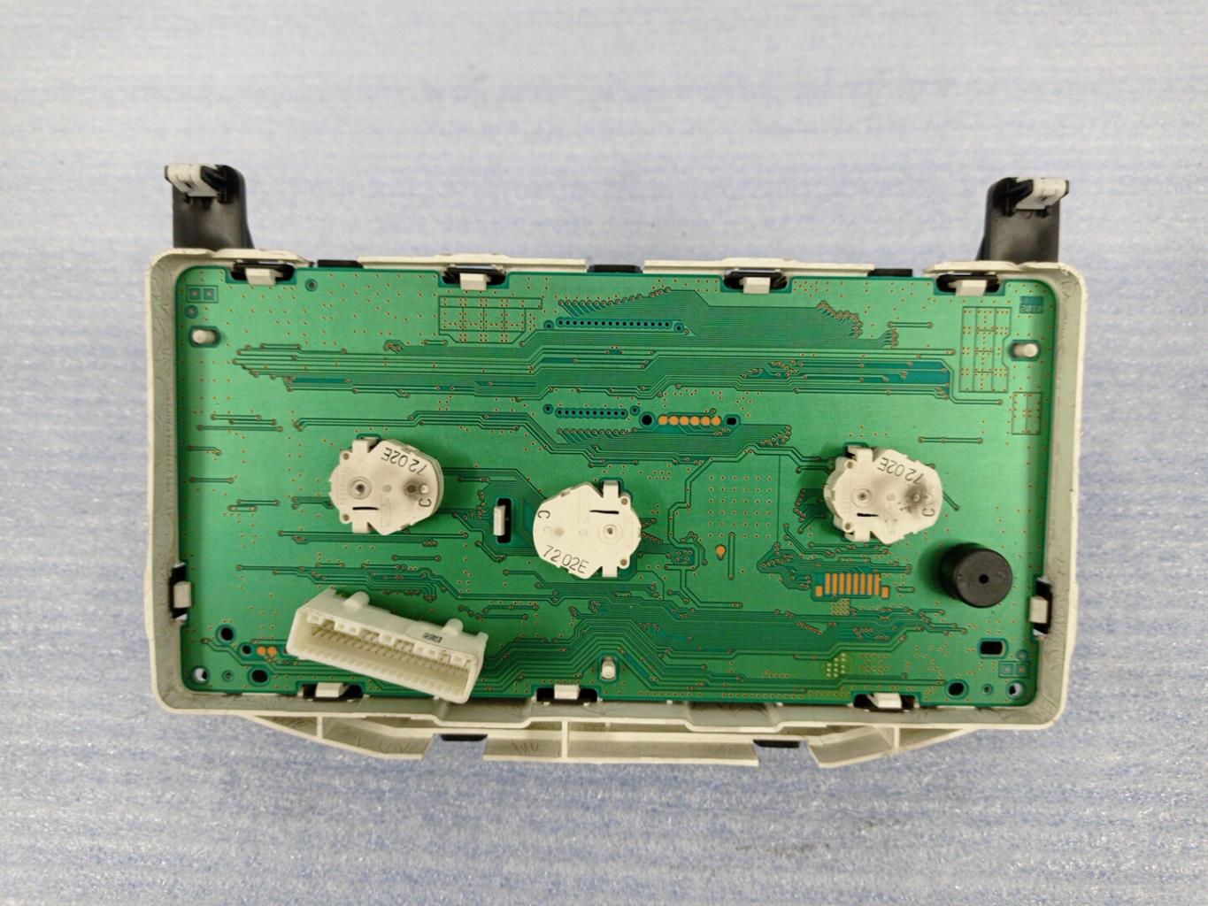 Compteur NISSAN NOTE 1 PHASE 1 Diesel - 1