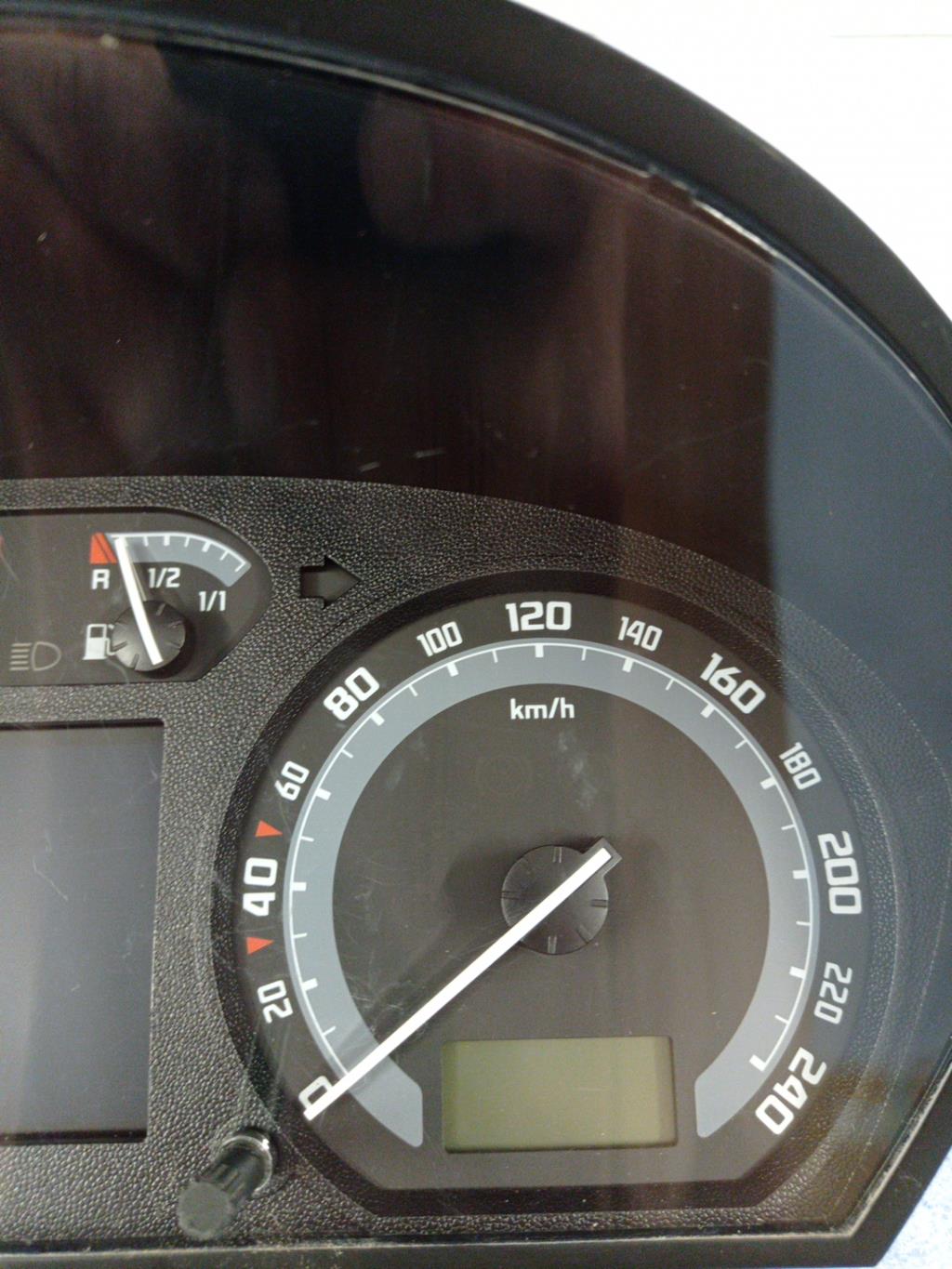 Compteur SKODA FABIA 1 PHASE 2 Diesel - 1