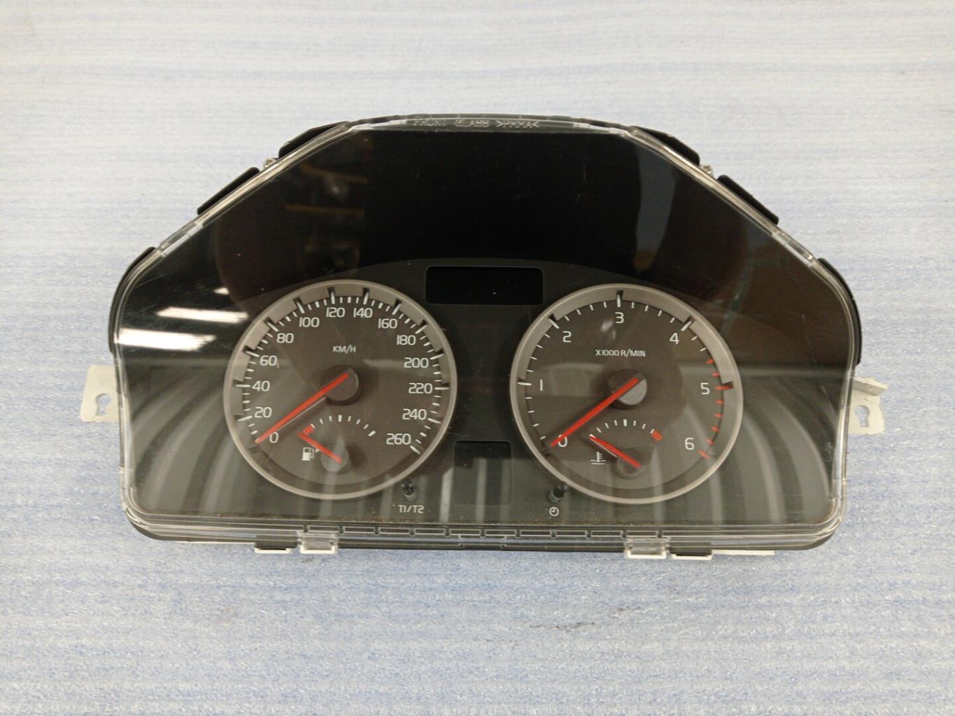 Compteur VOLVO C 30 PHASE 1 Diesel - 1