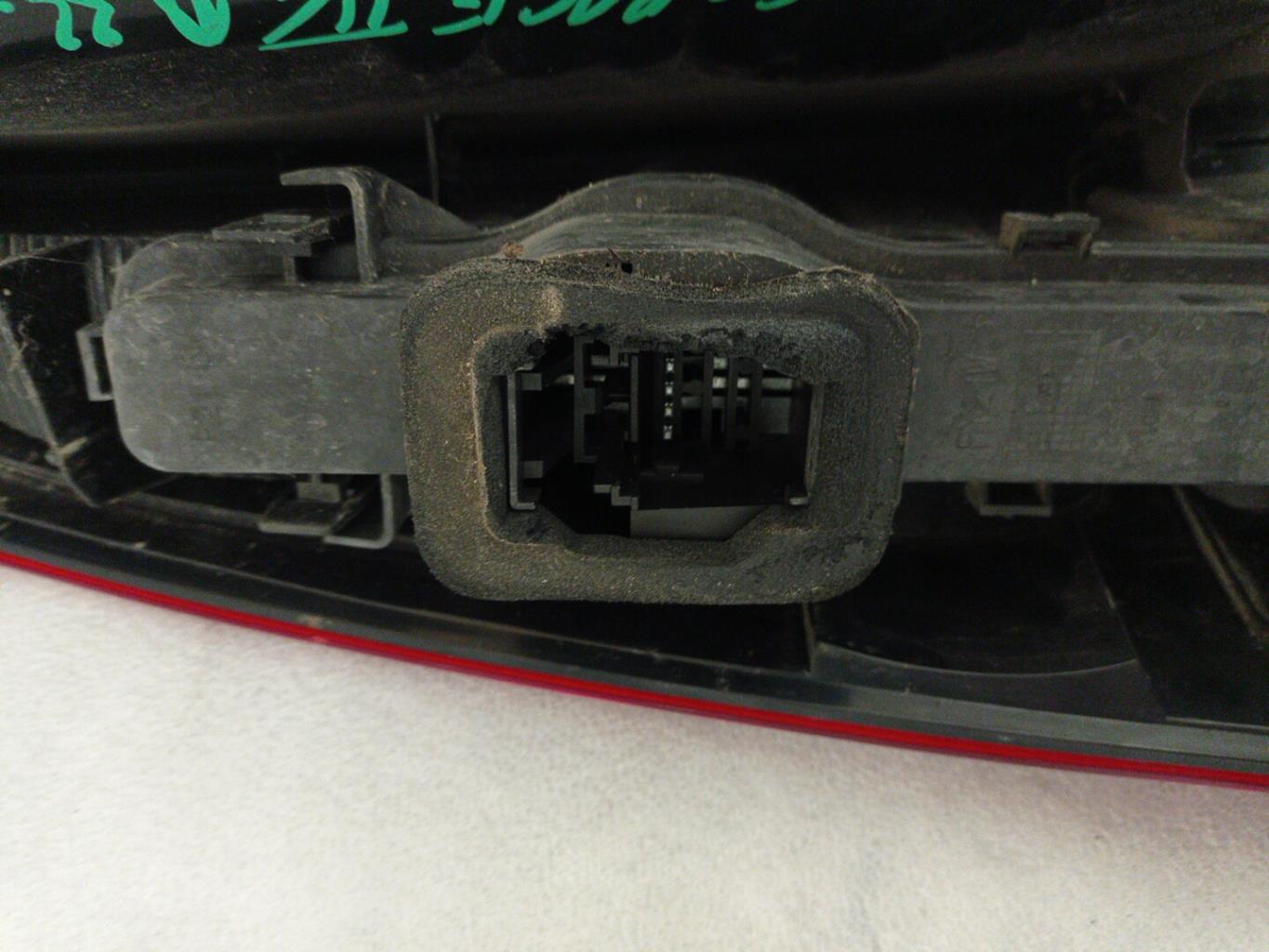 Fanale posteriore principale destro (luci) RENAULT GRAND ESPACE 4 PHASE 1 Gasolina - 1