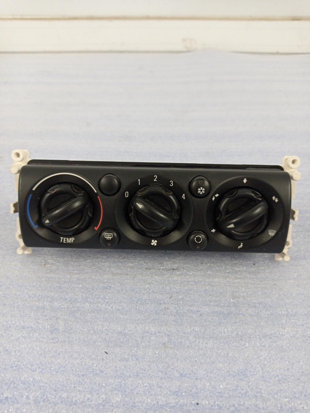 Commande chauffage MINI MINI 1 R50/R53 PHASE 1 Diesel - 1