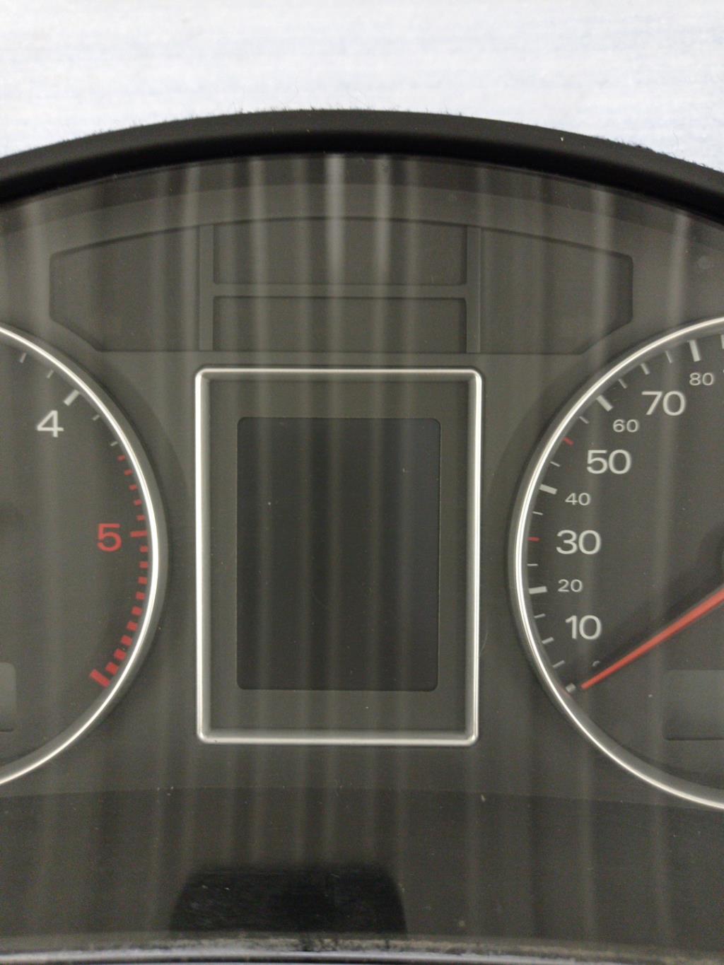 Compteur AUDI A4 2 PHASE 1 Diesel - 1