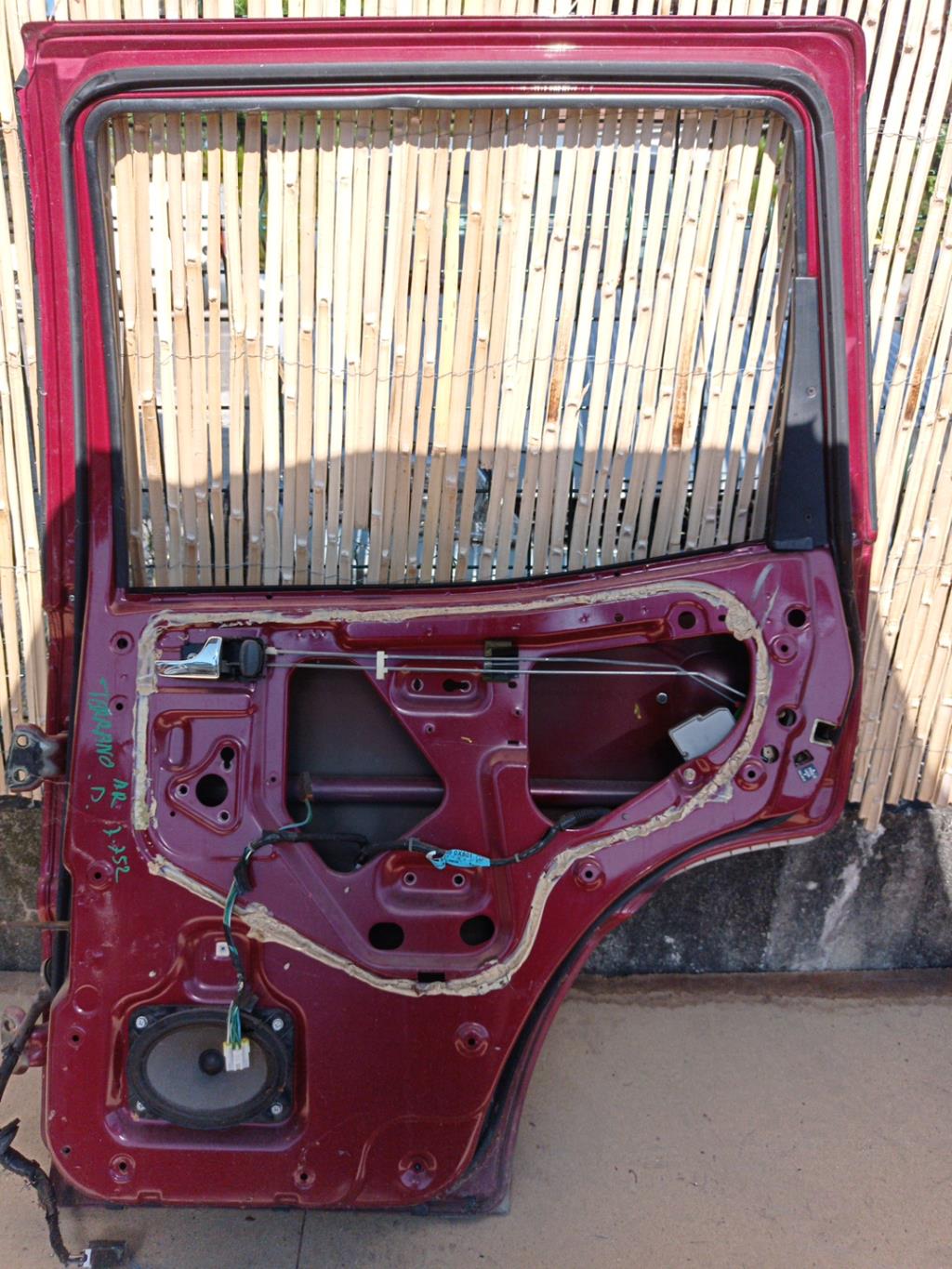 Puerta trasera derecha NISSAN TERRANO 2 PHASE 2 Diésel - 1