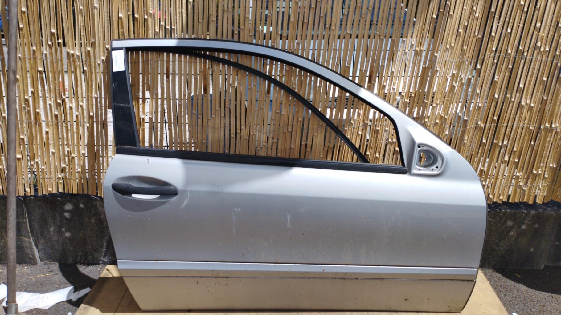 Portiera anteriore destra MERCEDES CLASSE C 203 COUPE SPORT PHASE 1 Diésel - 1