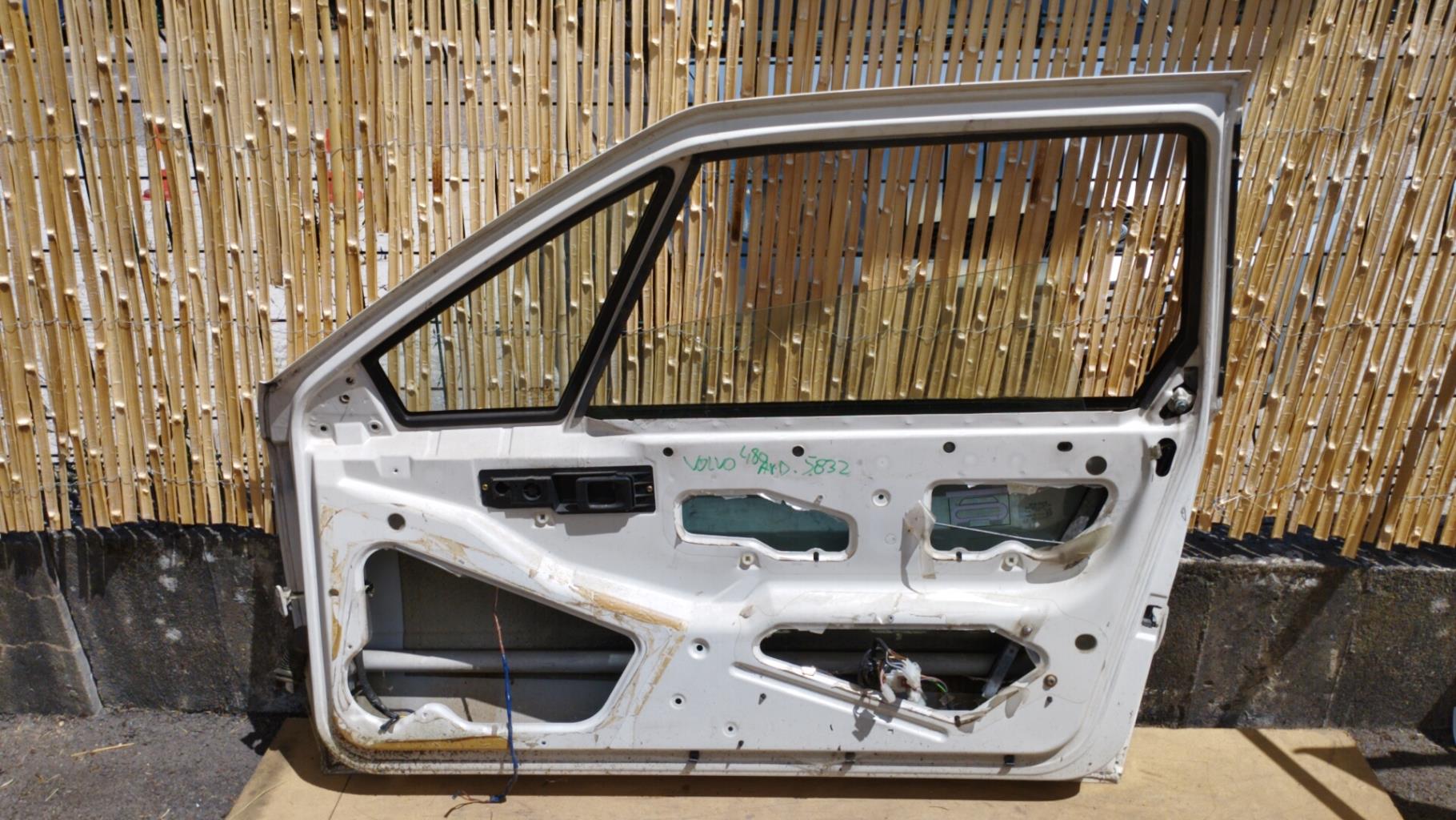 Porte avant droit VOLVO 480 COUPE Essence - 1