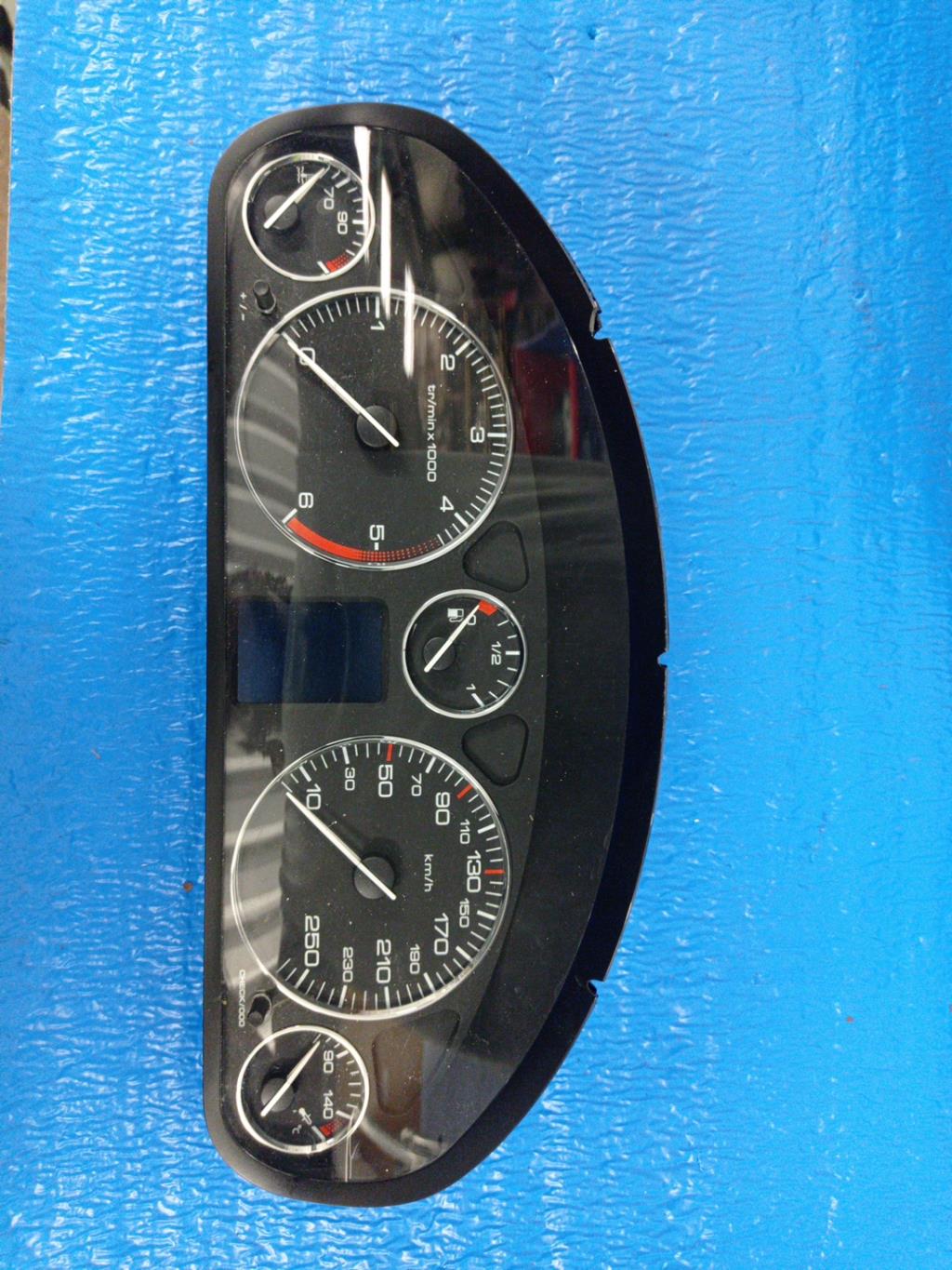 Compteur PEUGEOT 407 PHASE 1 Diesel - 1