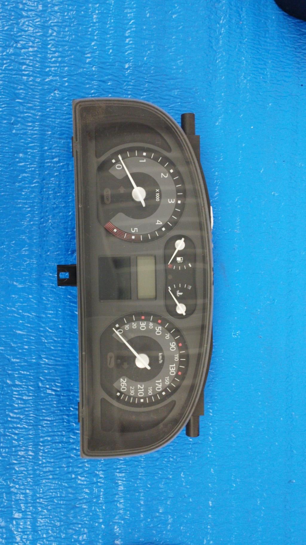 Compteur RENAULT LAGUNA 2 PHASE 2 Diesel - 1