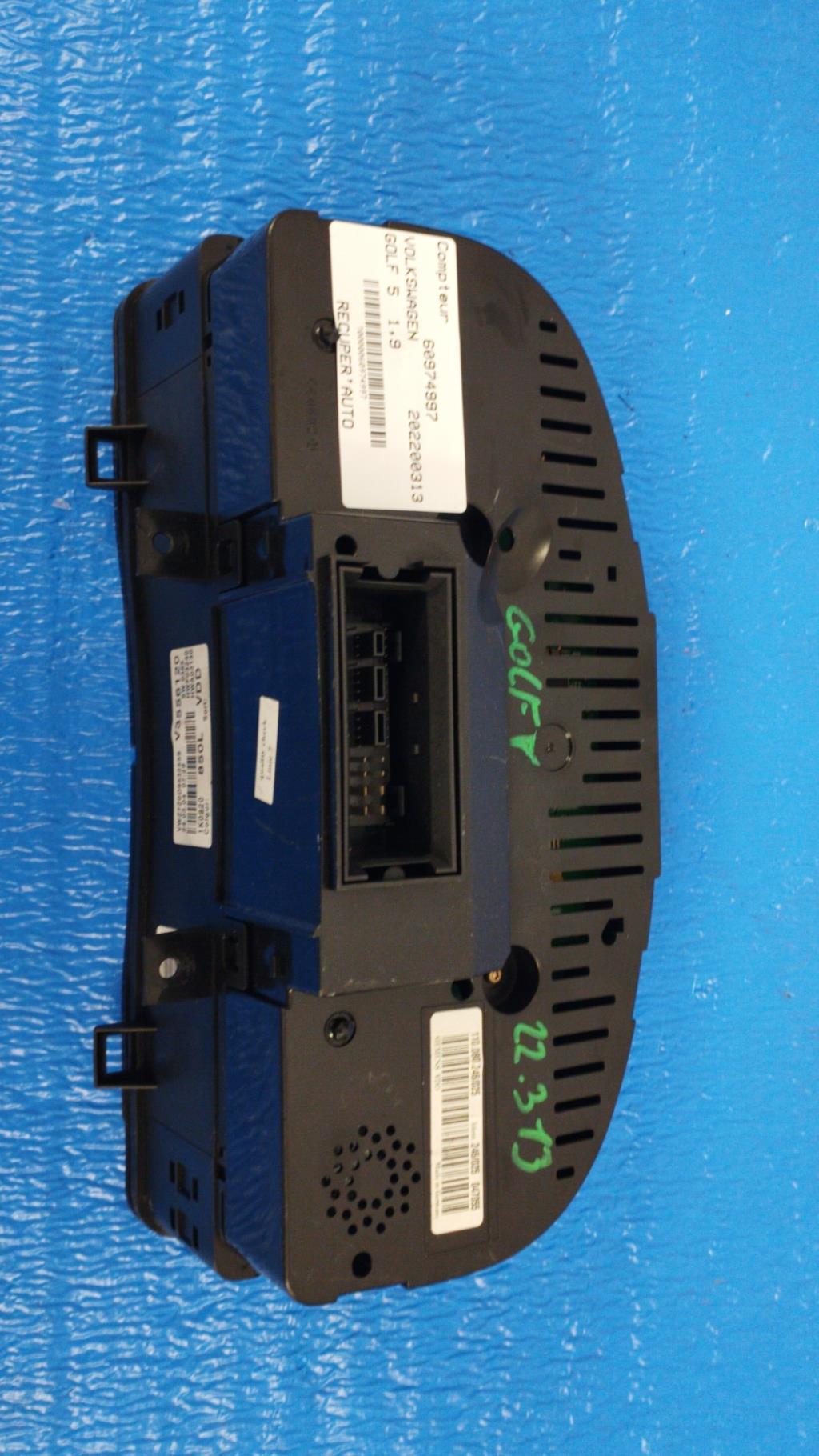 Compteur VOLKSWAGEN GOLF 5 Diesel - 1