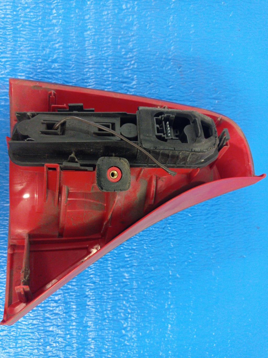 Fanale posteriore principale destro (luci) RENAULT CLIO 2 PHASE 1 Gasolina - 1