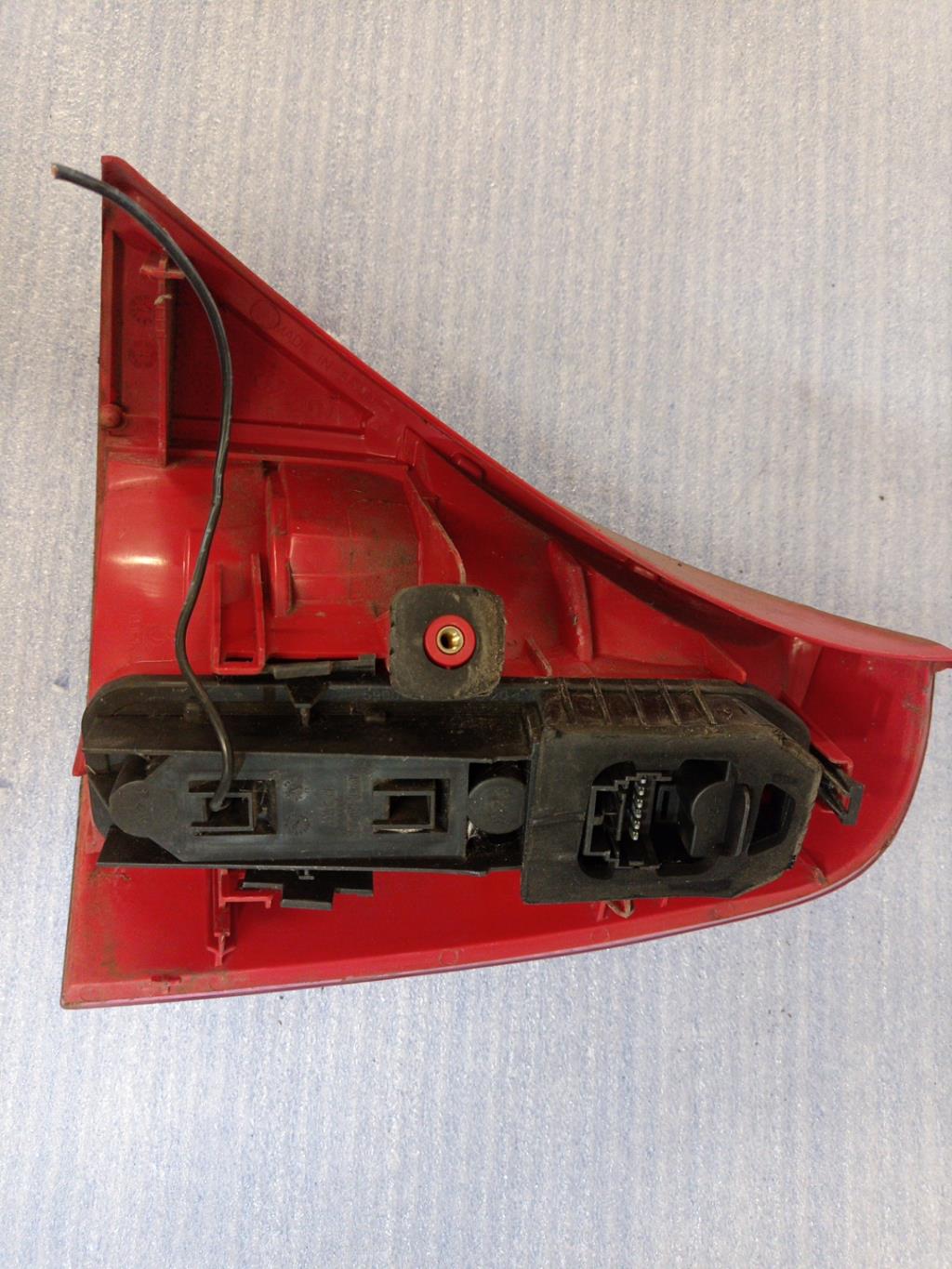 Fanale posteriore principale sinistro (luci) RENAULT CLIO 2 PHASE 1 Gasolina - 1