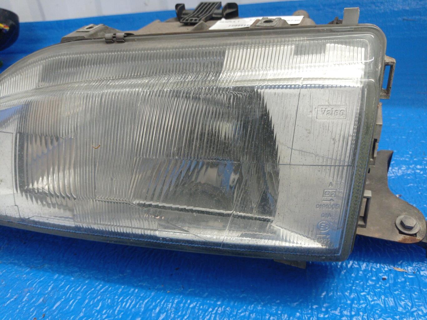 Gruppo ottico anteriore principale sinistro (luci)(faro) RENAULT R19 PHASE 2 Diésel - 1