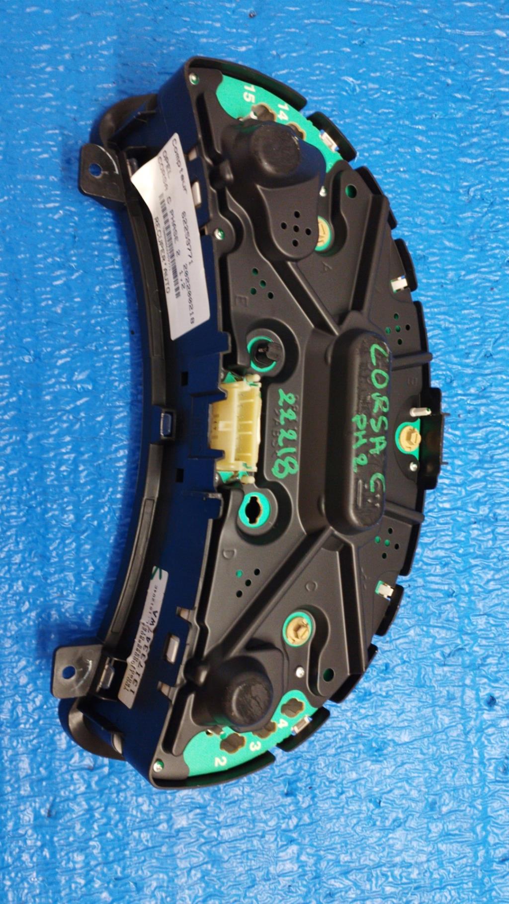 Compteur OPEL CORSA C PHASE 2 Diesel - 1
