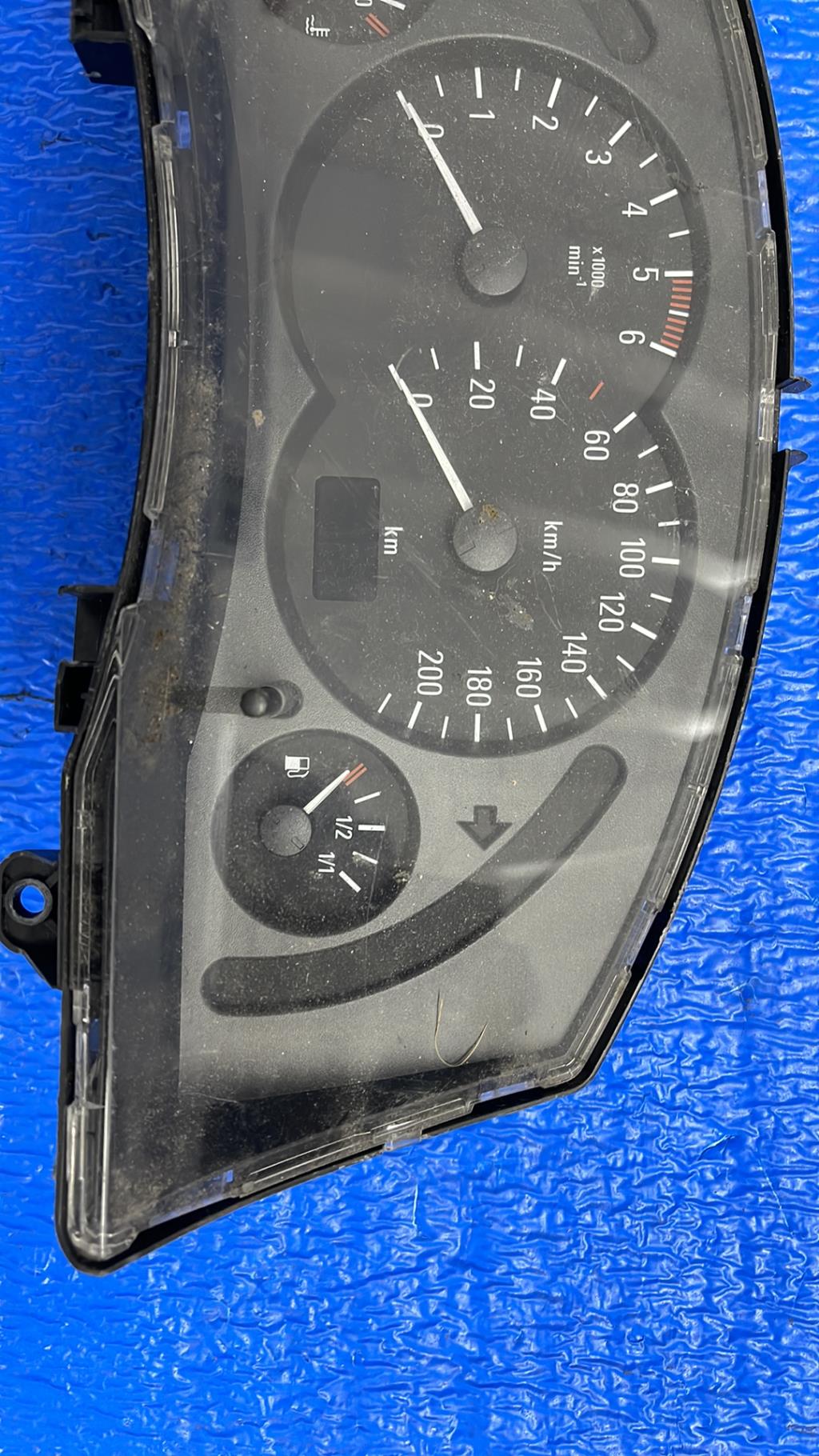 Compteur OPEL MERIVA A PHASE 1 Diesel - 1