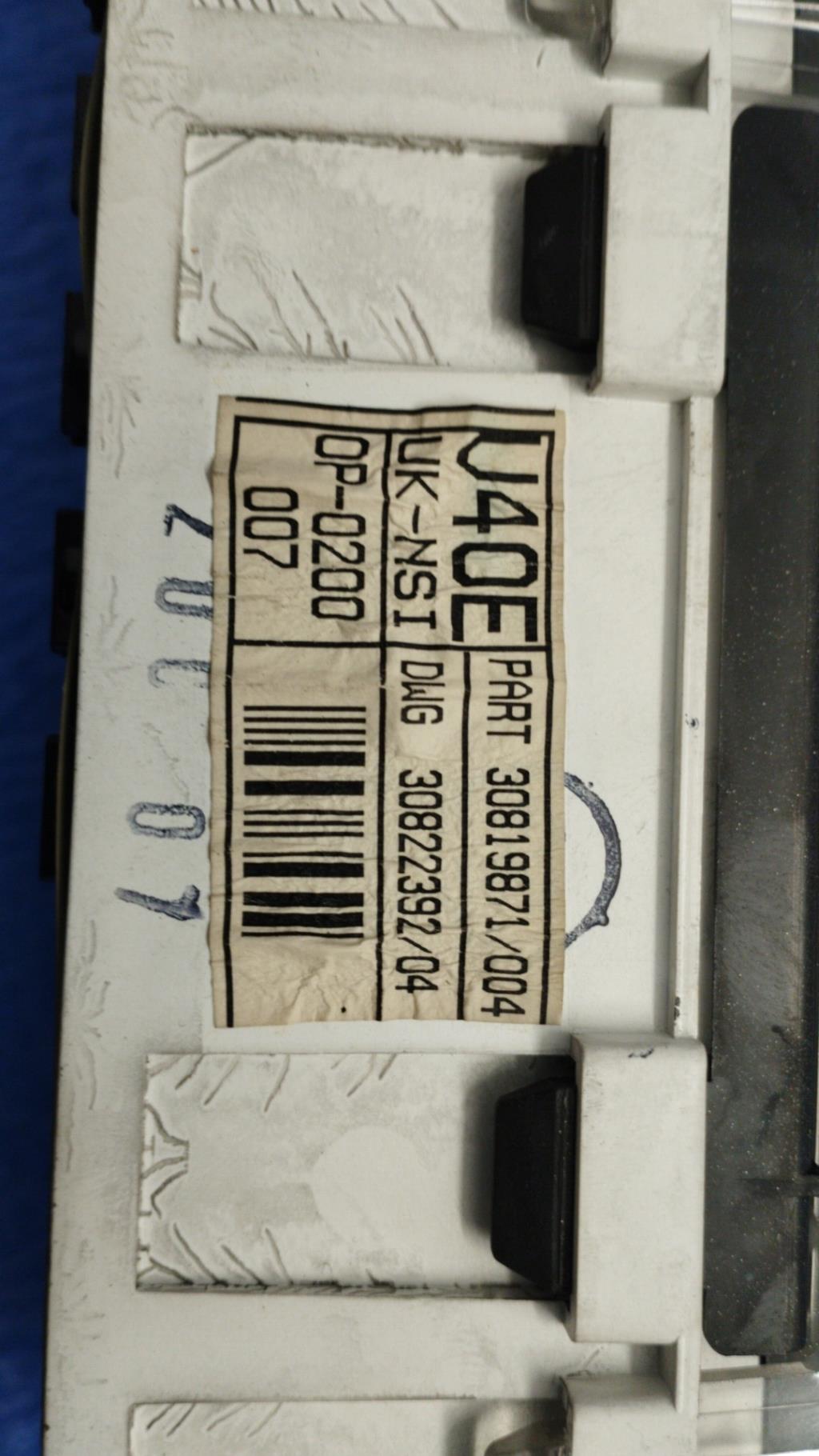 Compteur VOLVO V 40 1 PHASE 1 BREAK Essence - 1