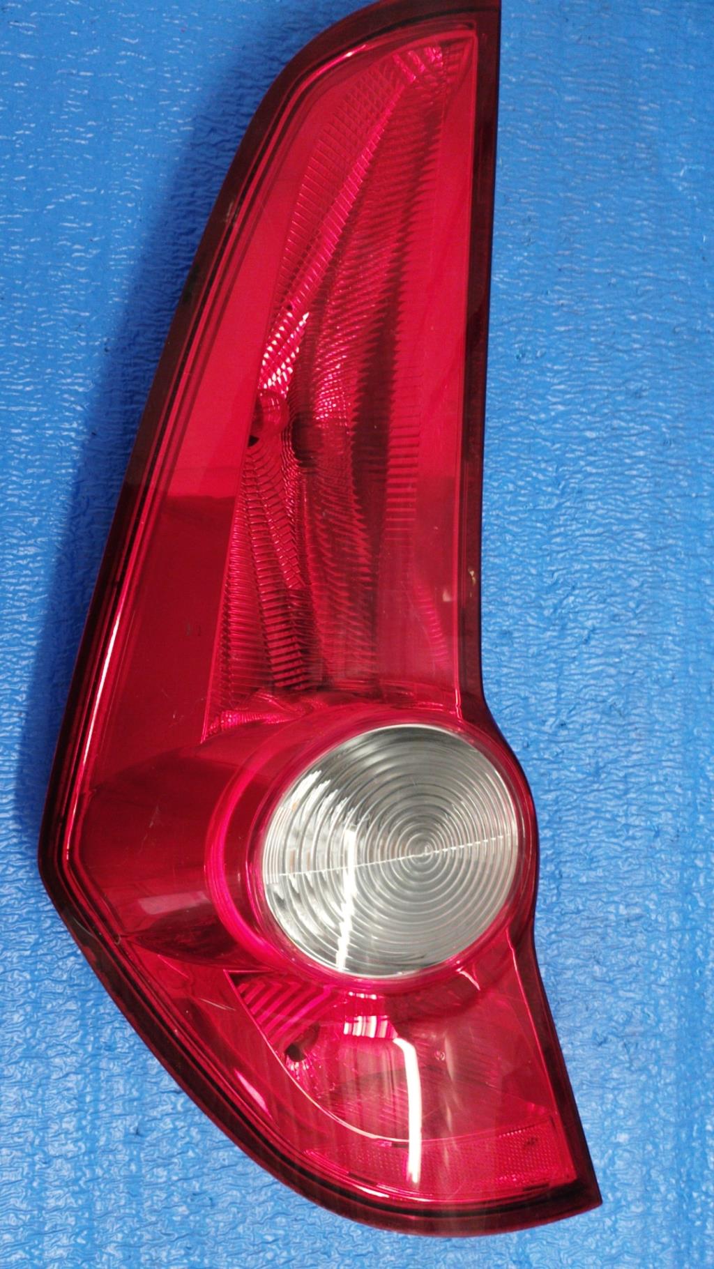 Fanale posteriore principale sinistro (luci) OPEL AGILA B Diésel - 1
