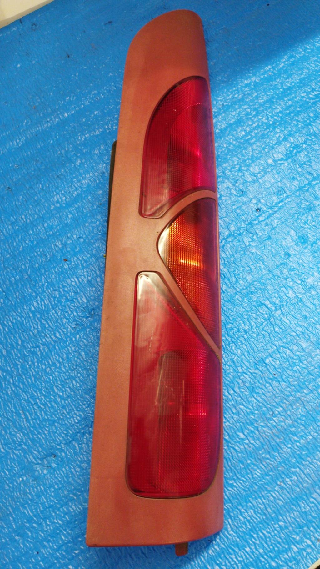 Fanale posteriore principale sinistro (luci) RENAULT KANGOO 1 PHASE 1 Diésel - 1