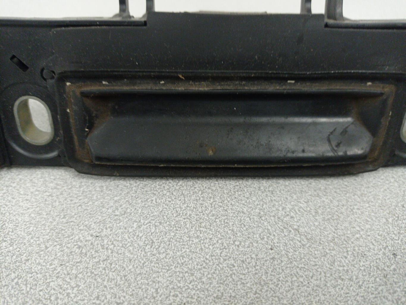 Bouton de coffre VOLKSWAGEN PASSAT 4 PHASE 2 Diesel - 1