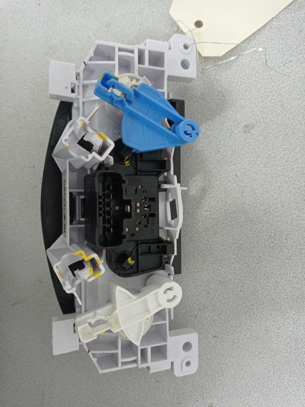 Commande chauffage DACIA SANDERO 1 Essence - 1