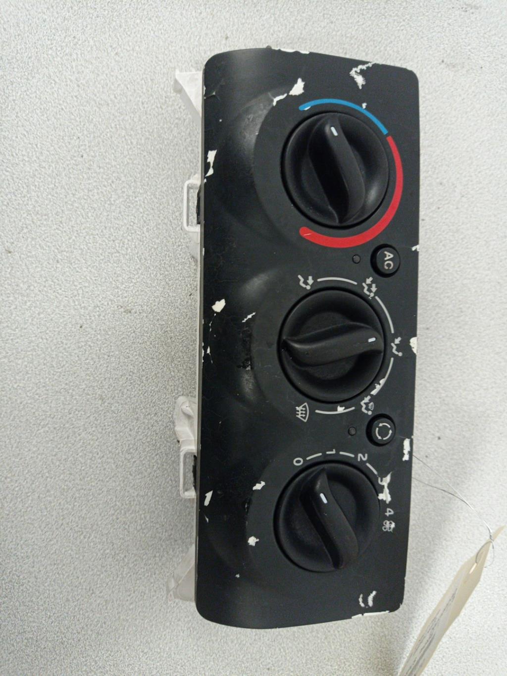 Commande chauffage RENAULT CLIO 2 CAMPUS PHASE 1 Diesel - 1
