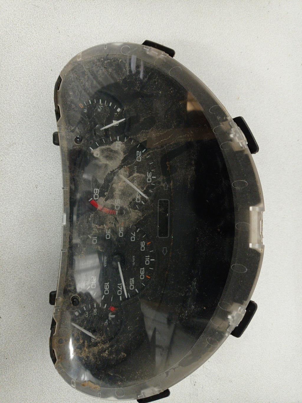 Compteur PEUGEOT PARTNER 1 PHASE 2 Diesel - 1