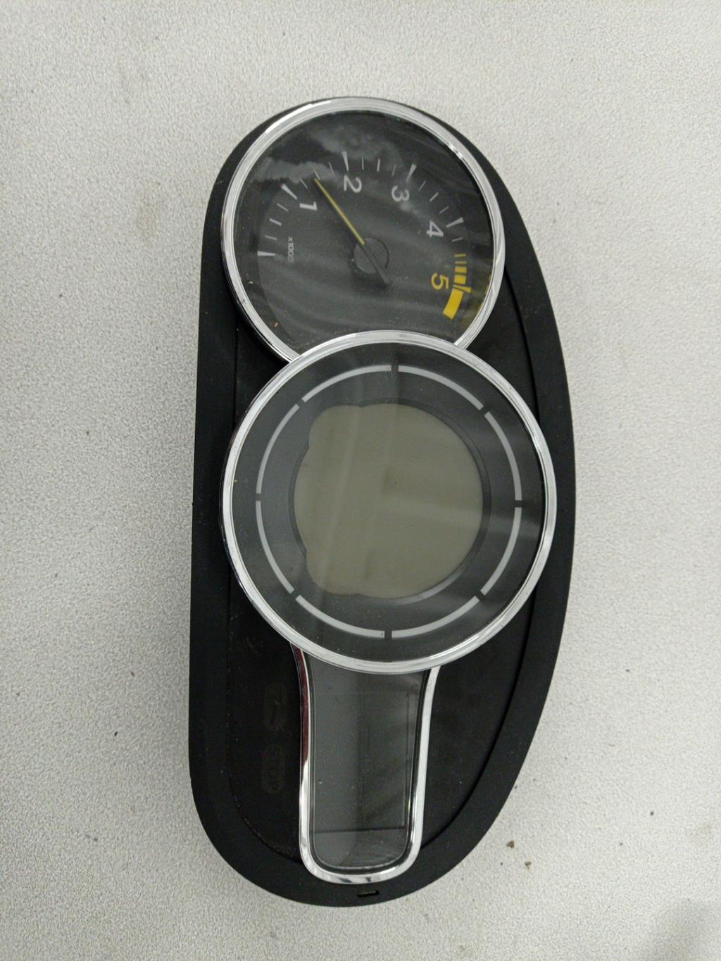 Compteur RENAULT MEGANE 3 PHASE 1 COUPE Diesel - 1