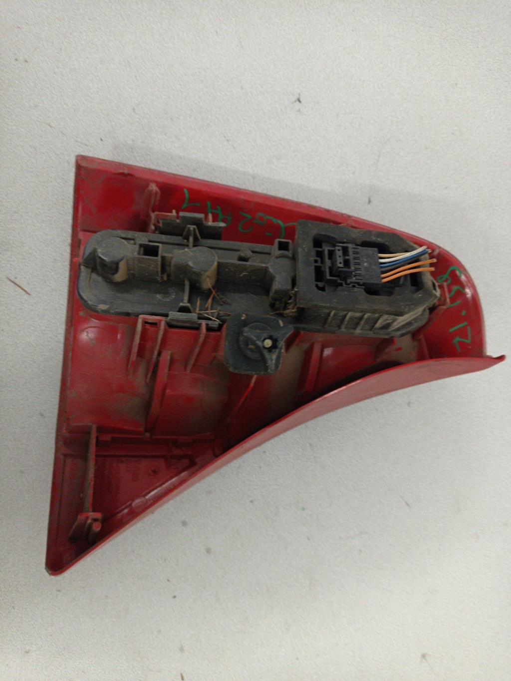 Fanale posteriore principale destro (luci) RENAULT CLIO 2 PHASE 1 Diésel - 1