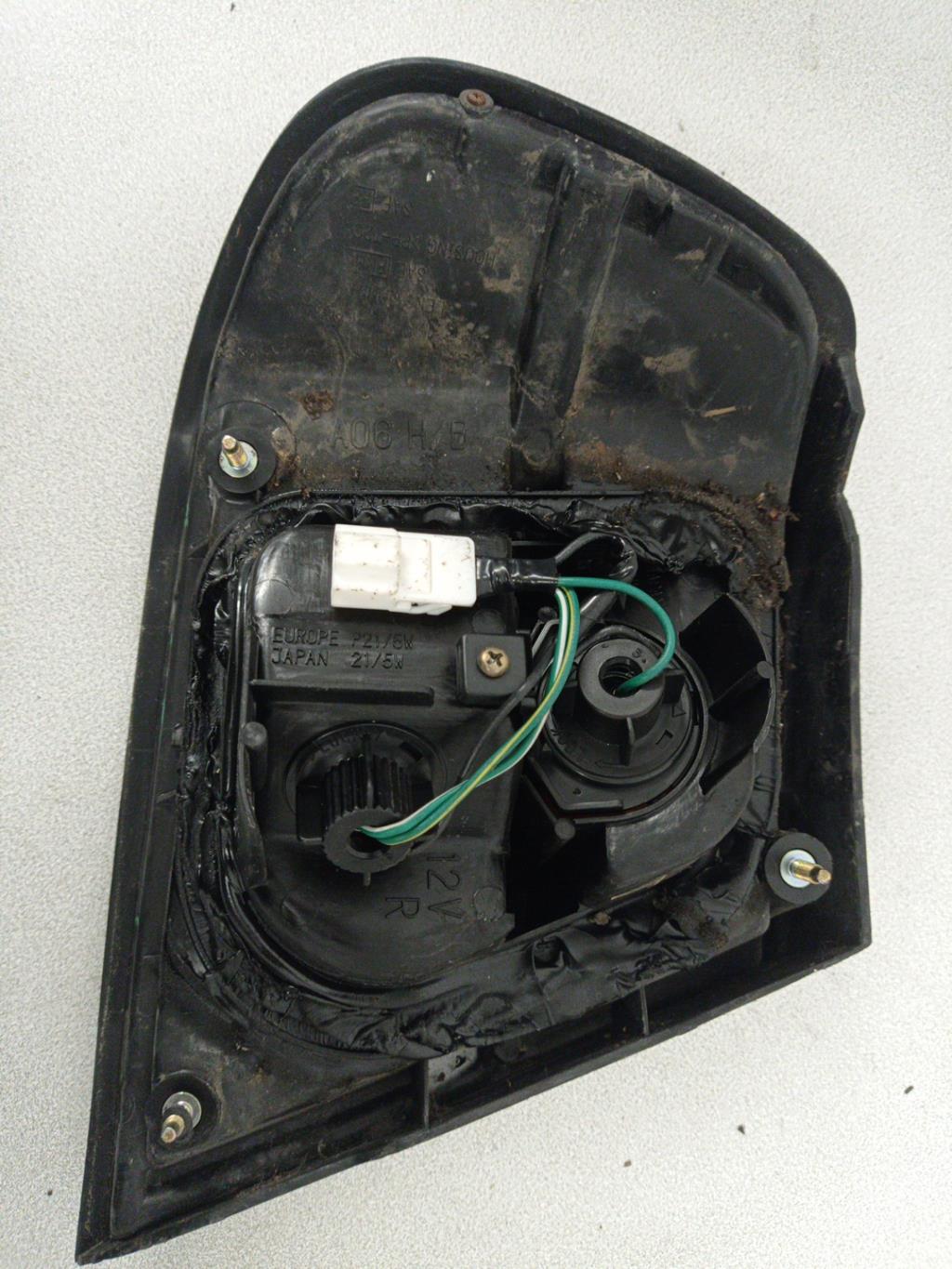 Fanale posteriore principale destro (luci) NISSAN ALMERA 1 PHASE 1 Gasolina - 1