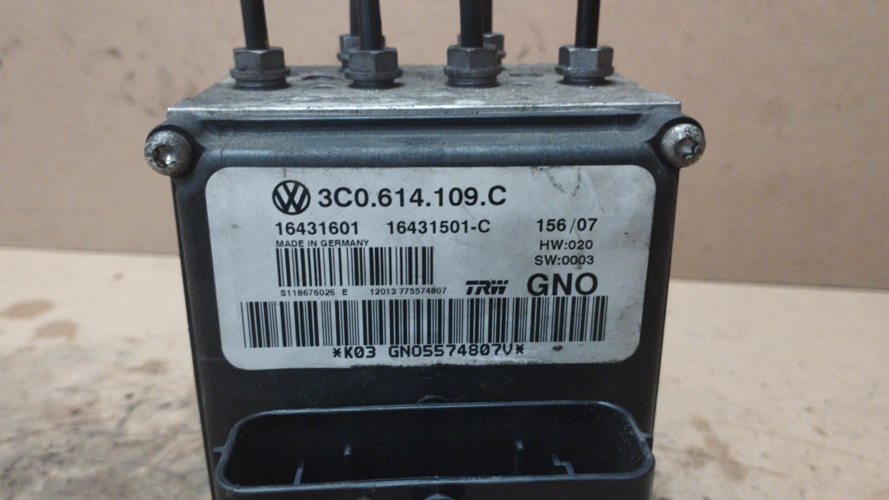Blocco ABS (antibloccaggio freni) VOLKSWAGEN PASSAT 5 BREAK Diésel - 1