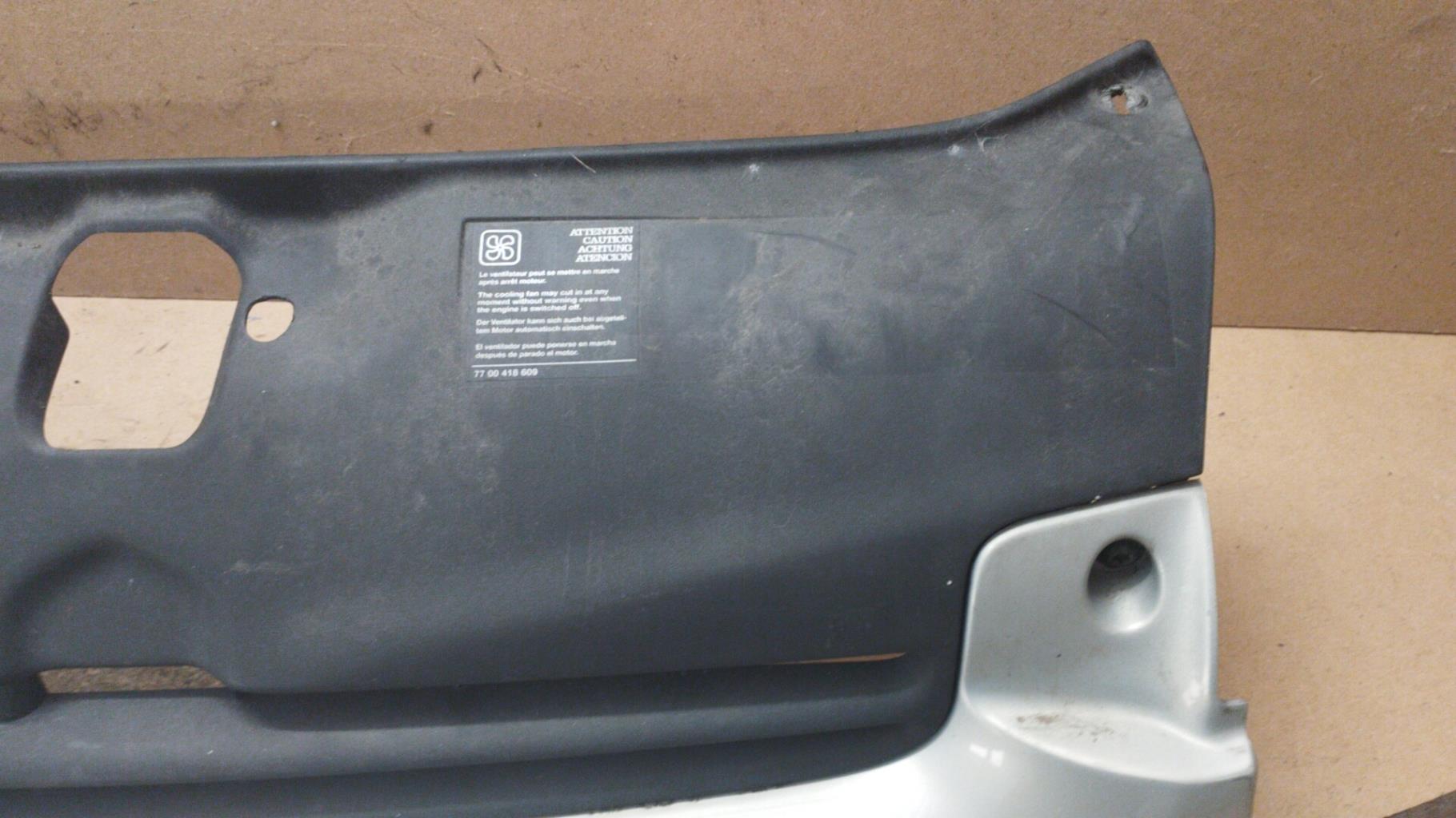 Calandre RENAULT CLIO 2 PHASE 1 Essence - 1