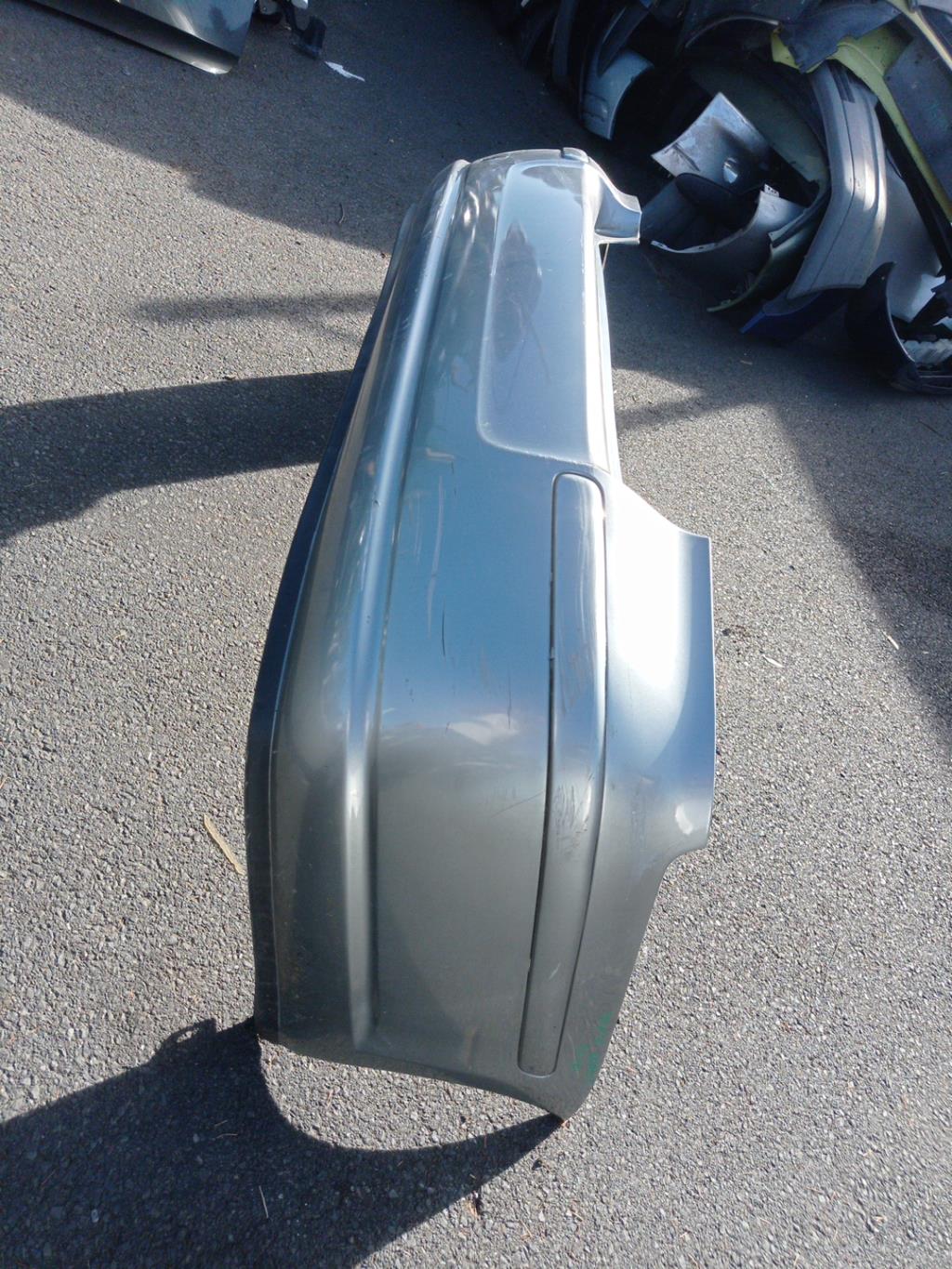 Paraurti posteriore TOYOTA AVENSIS 2 PHASE 2 Diésel - 1