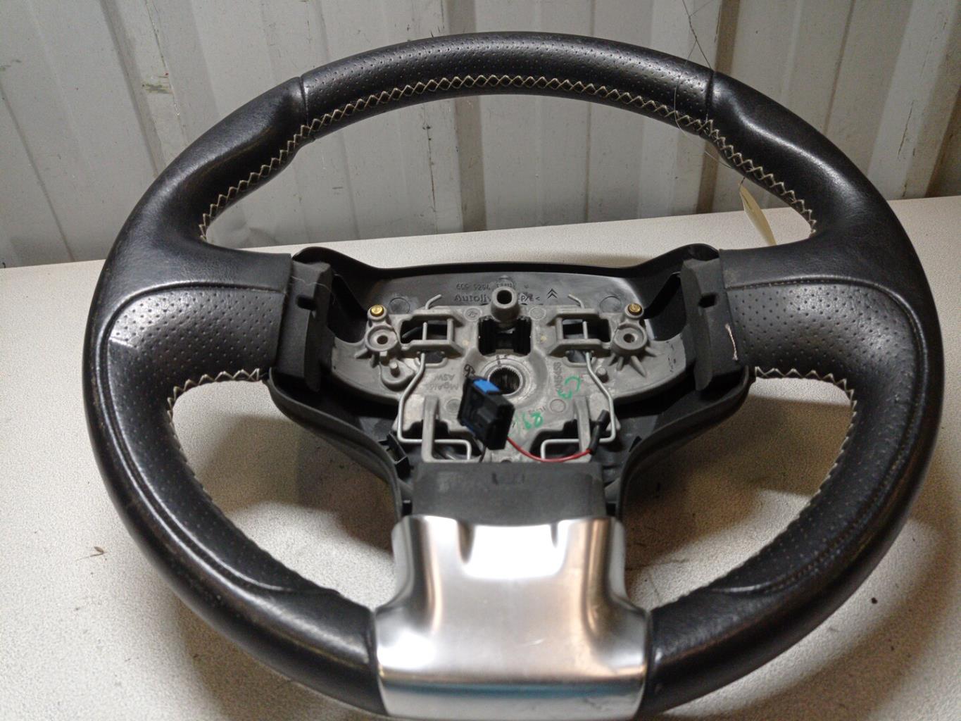 Volant CITROEN C3 PICASSO PHASE 2 Diesel - 1