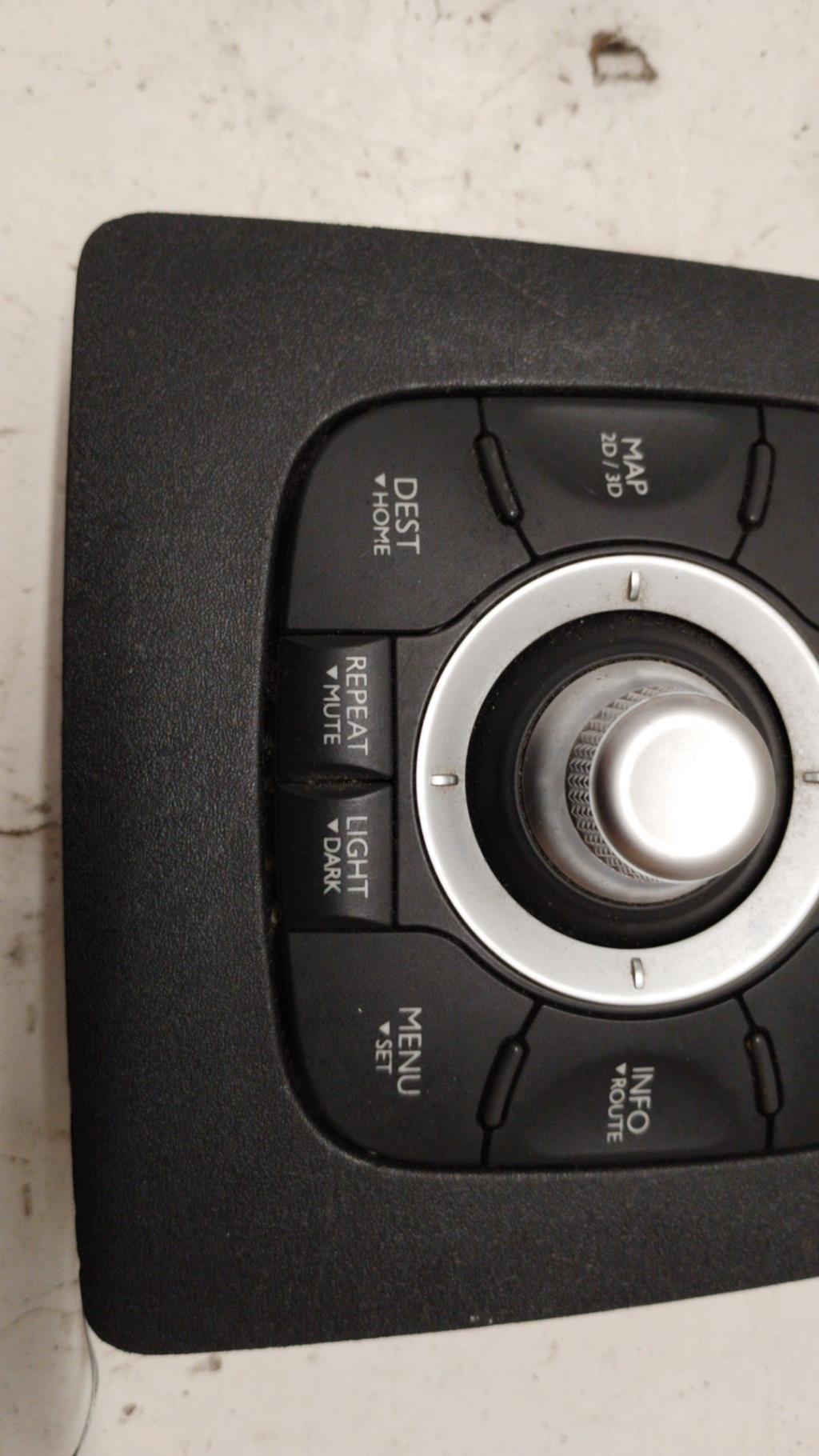 Commande GPS RENAULT SCENIC 3 PHASE 1 Diesel - 1