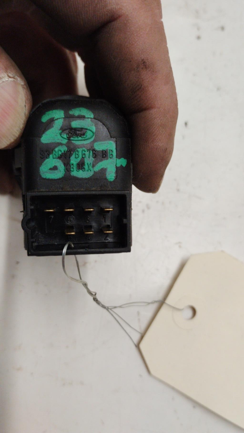 Commande retroviseurs FORD FOCUS 1 BREAK Diesel - 1