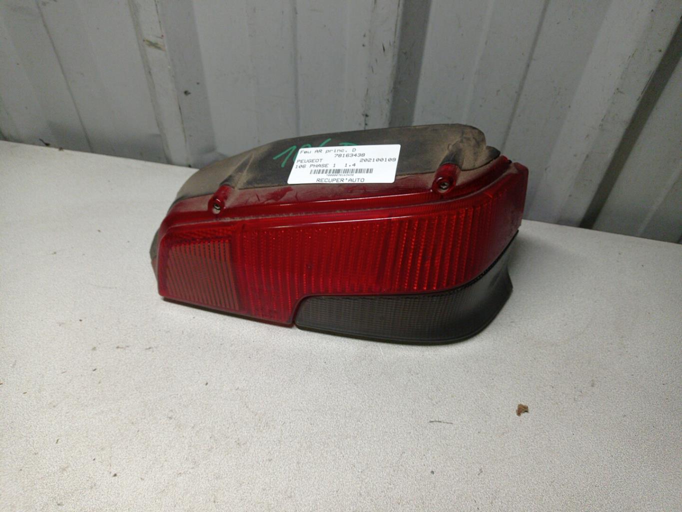Fanale posteriore principale destro (luci) PEUGEOT 106 PHASE 1 Diésel - 1