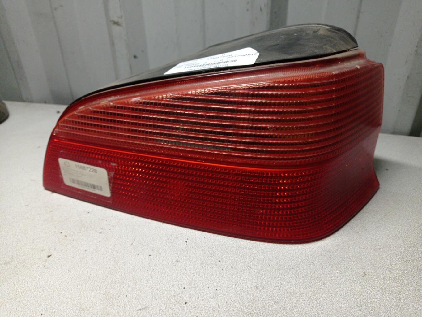 Fanale posteriore principale destro (luci) PEUGEOT 106 PHASE 2 Diésel - 1