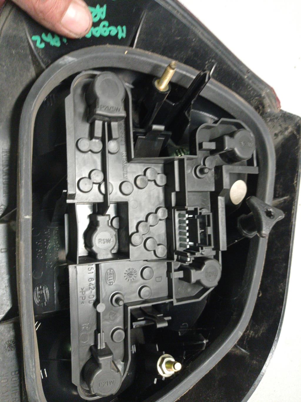 Fanale posteriore principale destro (luci) RENAULT MEGANE 1 PHASE 1 Diésel - 1