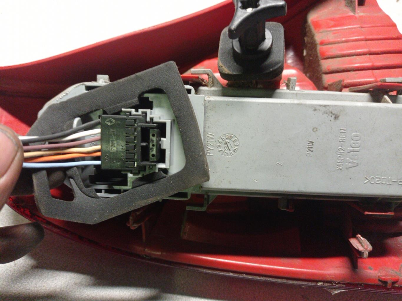 Fanale posteriore principale destro (luci) RENAULT CLIO 2 PHASE 2 Diésel - 1
