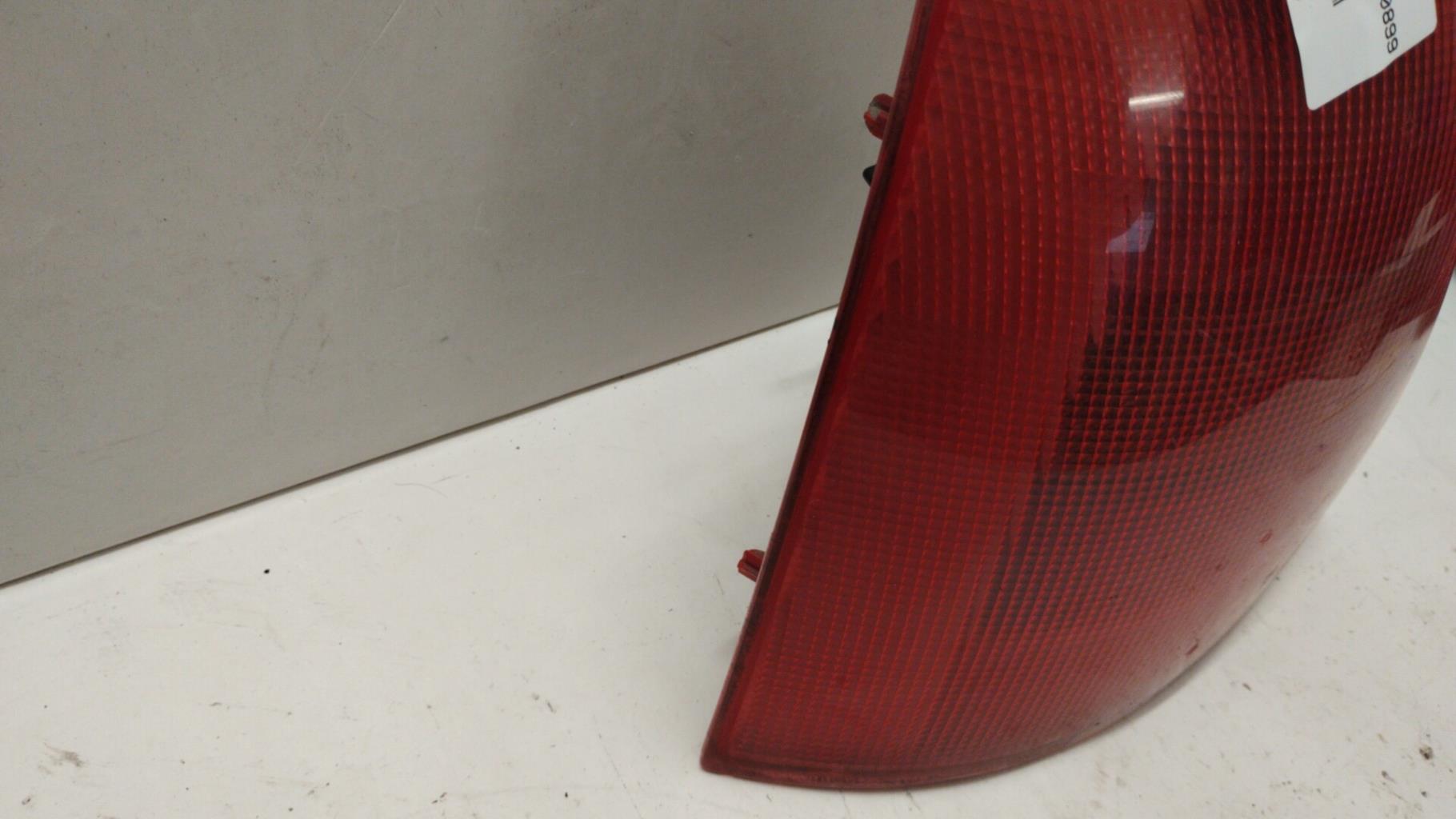 Fanale posteriore principale sinistro (luci) RENAULT CLIO 2 PHASE 1 Gasolina - 1