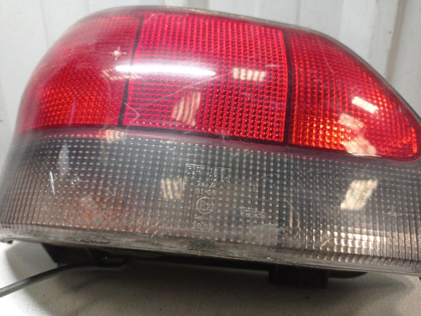 Fanale posteriore principale sinistro (luci) RENAULT CLIO 1 PHASE 2 Diésel - 1