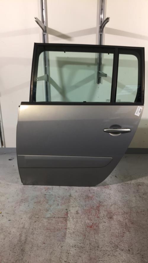 Portiera posteriore sinistra RENAULT GRAND ESPACE 4 PHASE 1 Diésel - 1