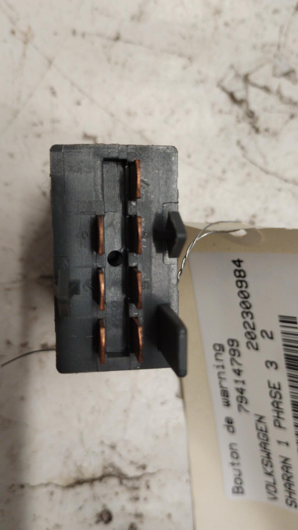 Bouton de warning VOLKSWAGEN SHARAN 1 PHASE 3 Diesel - 1
