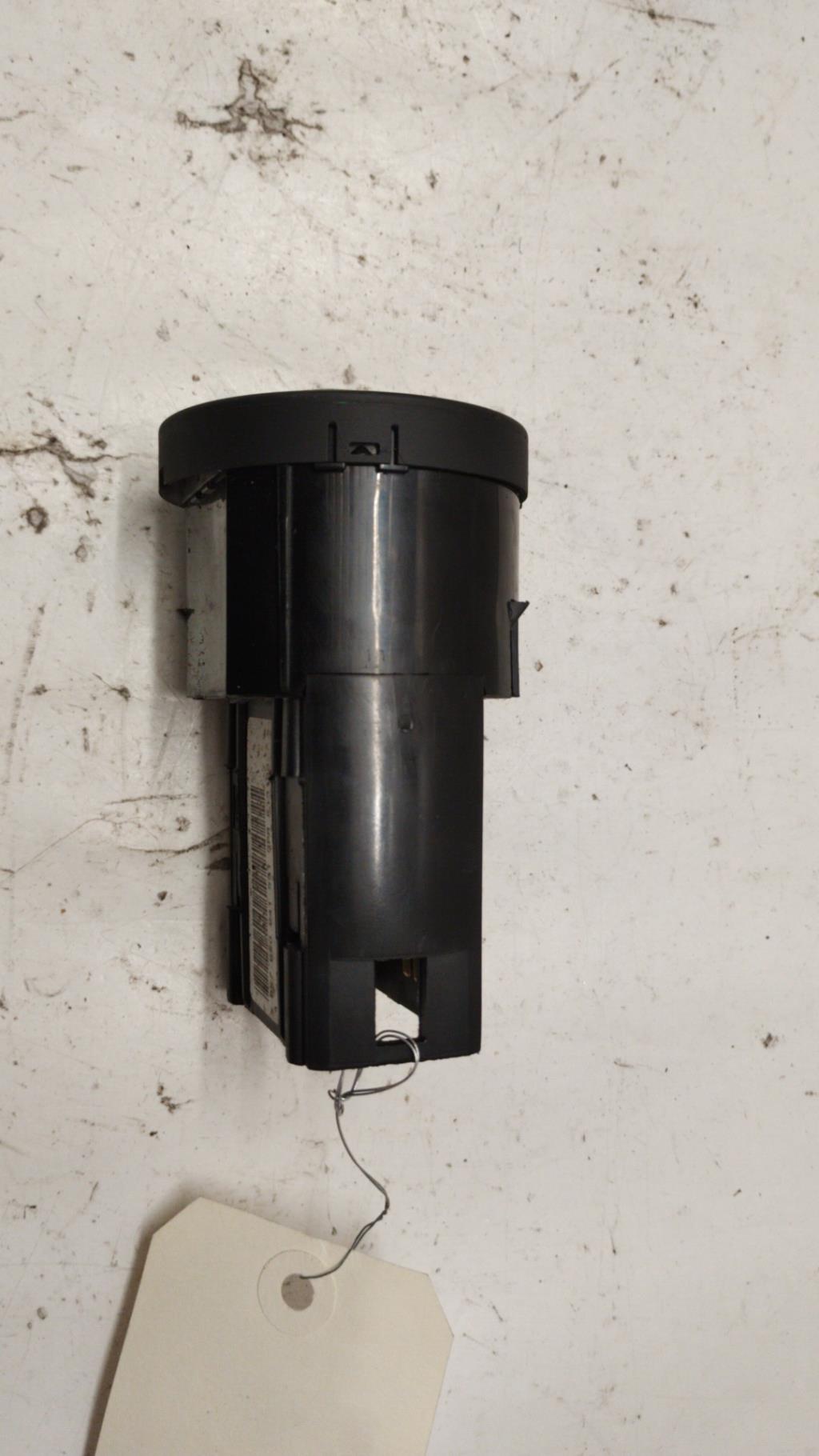 Commande de phare AUDI A4 2 PHASE 1 Diesel - 1