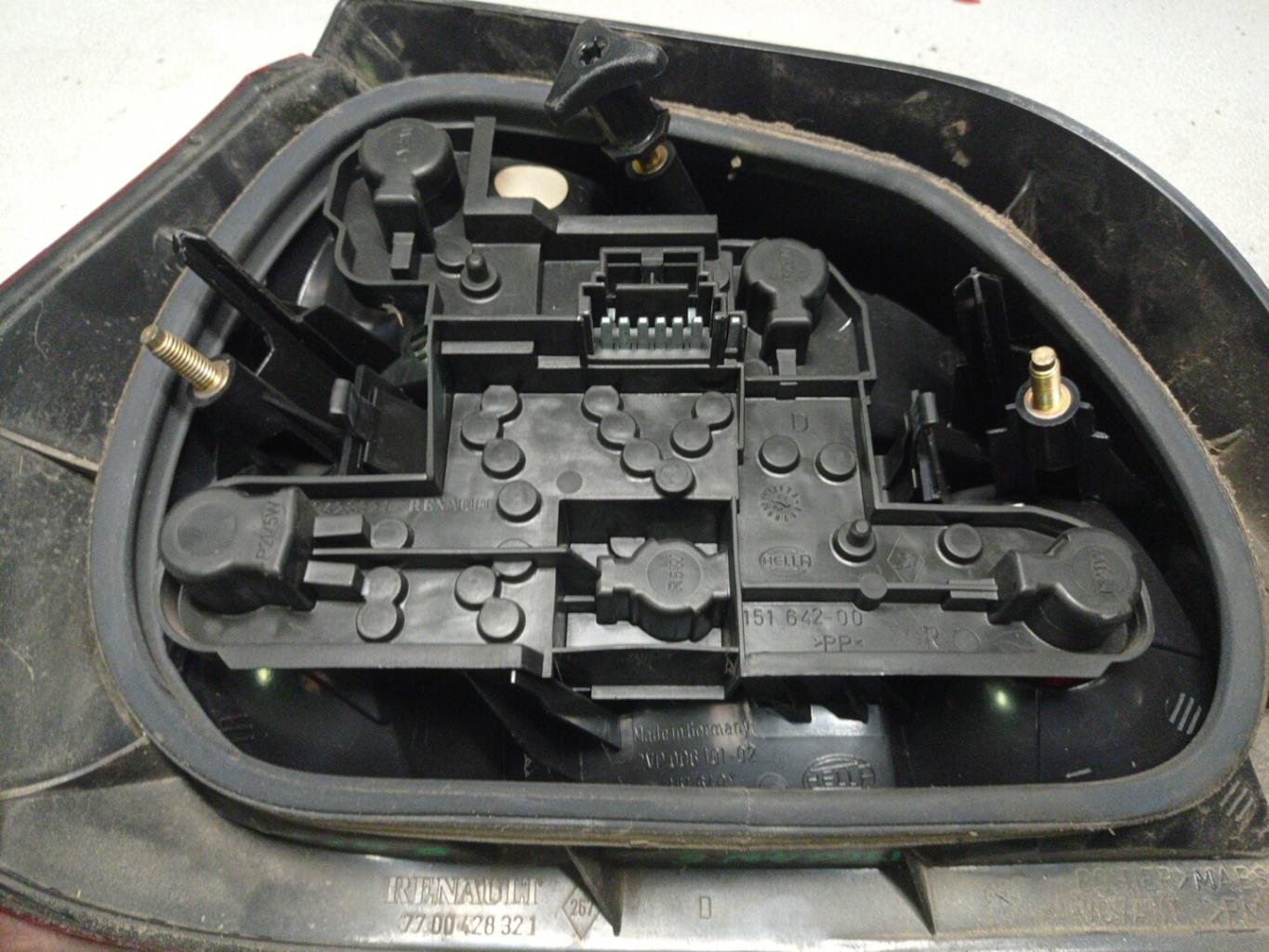 Fanale posteriore principale destro (luci) RENAULT MEGANE 1 PHASE 2 Diésel - 1